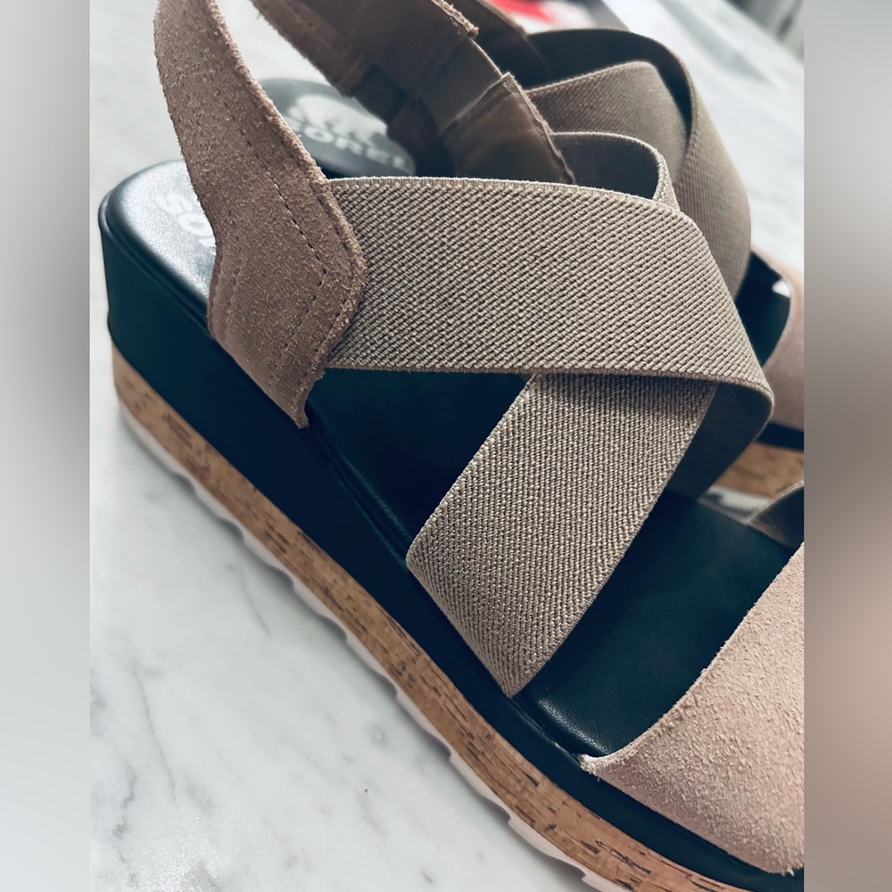 Sorel Cameron Sandal Size 8 - Picture 4 of 10